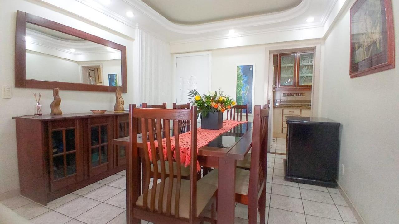 03 Quartos, 50mt Mar, Em Balneário Camboriu Balneário Camboriú
