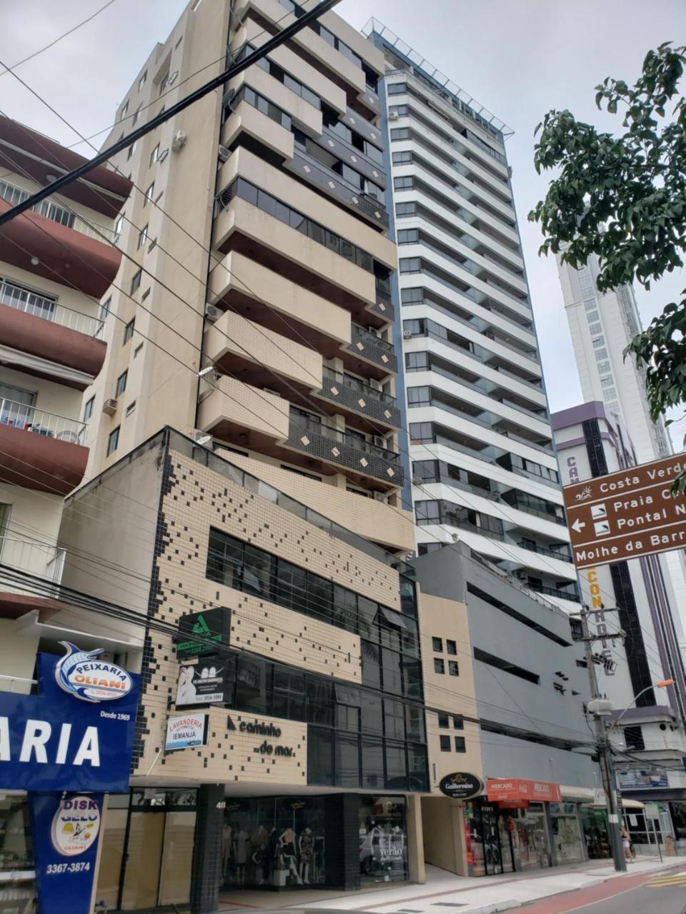 03 Quartos, 50mt Mar, Em Balneário Camboriu Apartamento